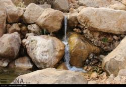 منطقه شیرین آب در امتداد کوه تاراز