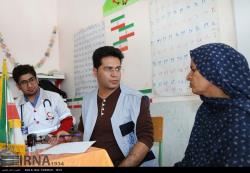 ویزیت رایگان پزشکان هلال احمر از روستائیان توابع بندرعباس
