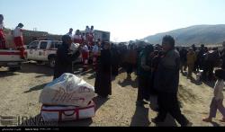 امداد رسانی هلال احمرزنجان به زلزله زدگان کرمانشاه