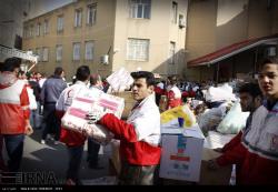 کرج/ادامه جمع آوری کمک های مردمی به مناطق زلزله زده کرمانشاه