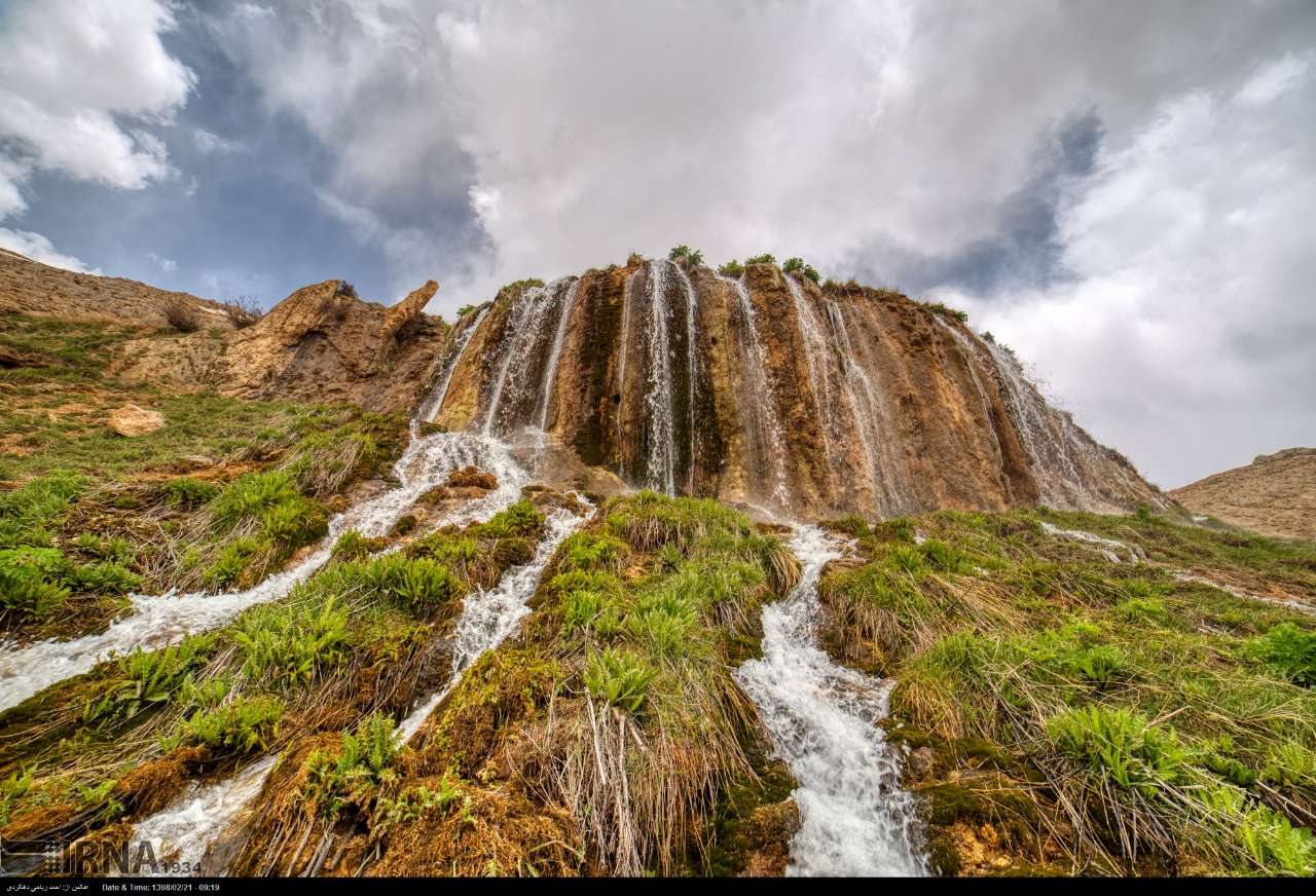 آبشار نیاکان کوهرنگ