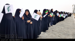 زنجیره انسانی  بوشهری ها در حمایت از سپاه