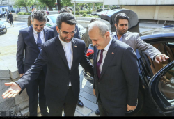 دیدار وزیر حمل و نقل و زیر ساخت ترکیه با وزیر ارتباطات
