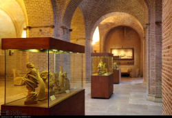 بازدید گردشگران از موزه شاهنامه قزوین