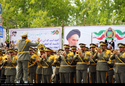 رژه نیروهای مسلح فارس در روز ارتش