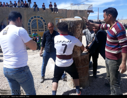 مسابقه قوی ترین مردان  روستای نردین میامی