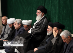 مراسم عزاداری اربعین حسینی با حضور هیئت‌های دانشجویی در حسینیه امام خمینی (ره) با حضور مقام معظم رهبری