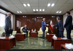دیدار وزیر امور خارجه تاجیکستان با وزیر نیرو