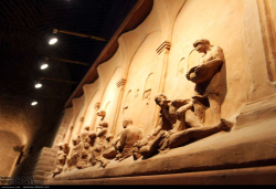 بازدید گردشگران از موزه شاهنامه قزوین