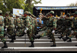 رژه نیروهای مسلح فارس در روز ارتش